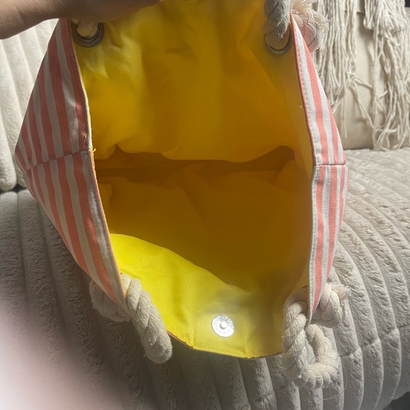 Cat & Jack Pink and Yellow Sunshine Tote - Picture 6 of 6